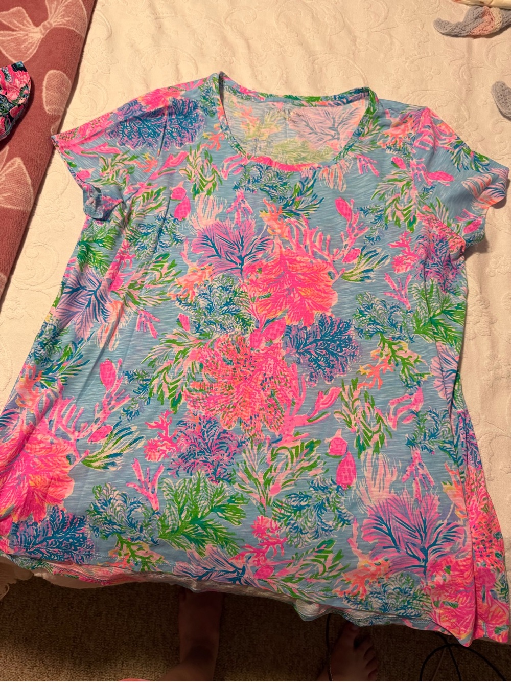 Lilly Pulitzer Tropical Floral Scoop Neck Tee in Blue, Pink & Green
